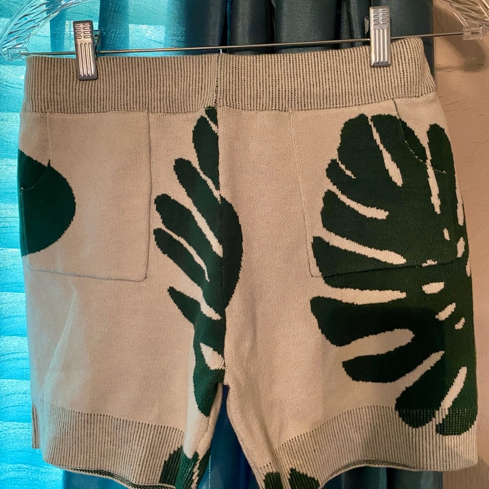 Green Leaf Pattern Knit Short Set - image 3